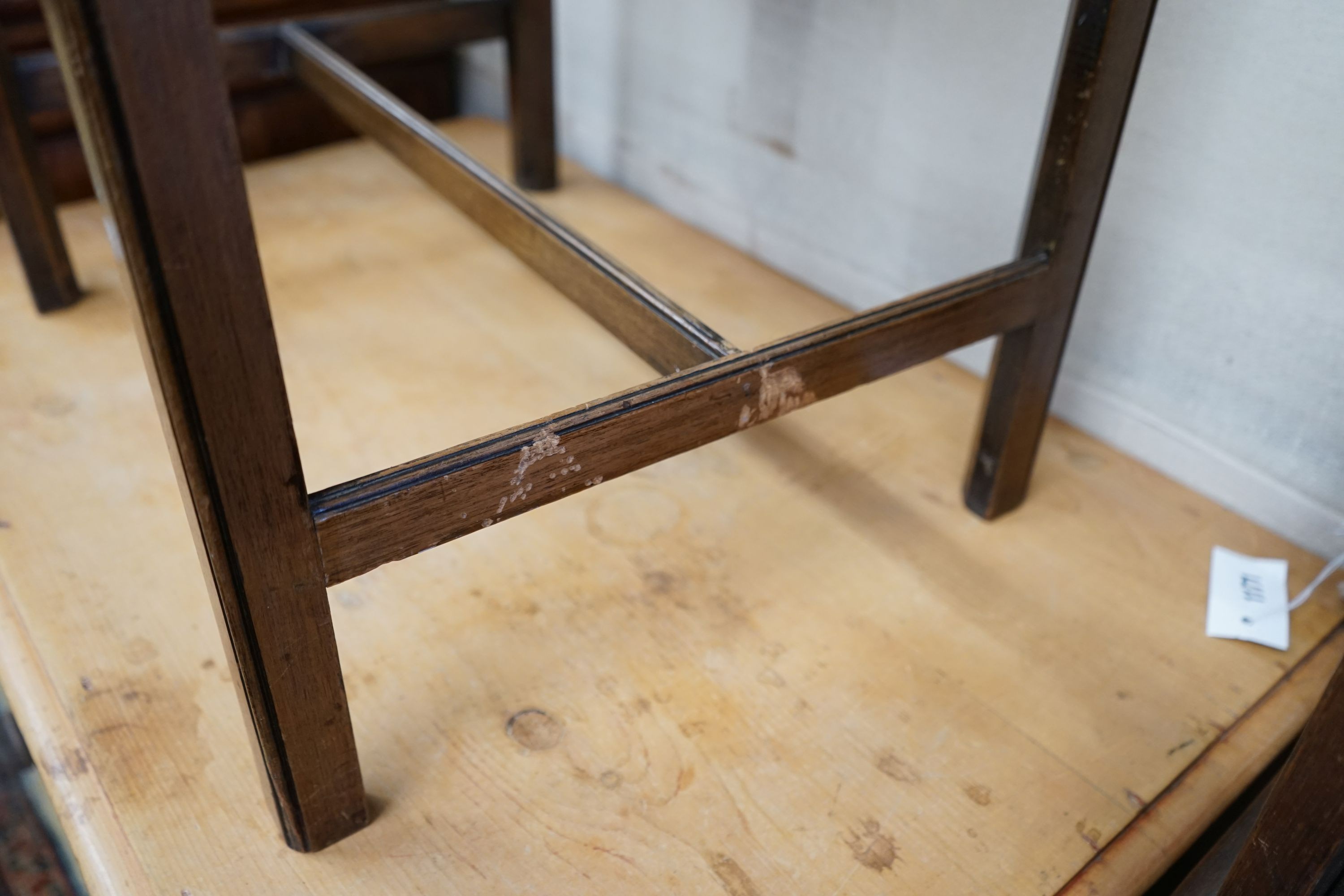 A George III style mahogany tray top occasional table, width 56cm, depth 45cm, height 61cm